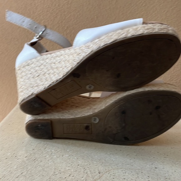 Style and Company, espadrille sandals, size 8 - Picture 5 of 5